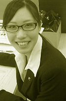湊谷　友希