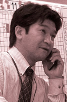 高野　賢成