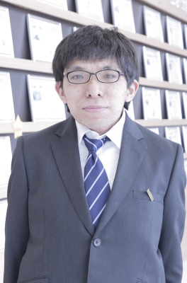 新谷 佑樹