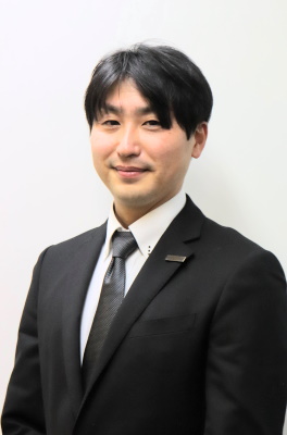 横山 定雅